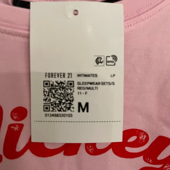 NWT Disney x Forever 21 collection Mickey Mouse pj set women’s size M - Picture 10 of 12